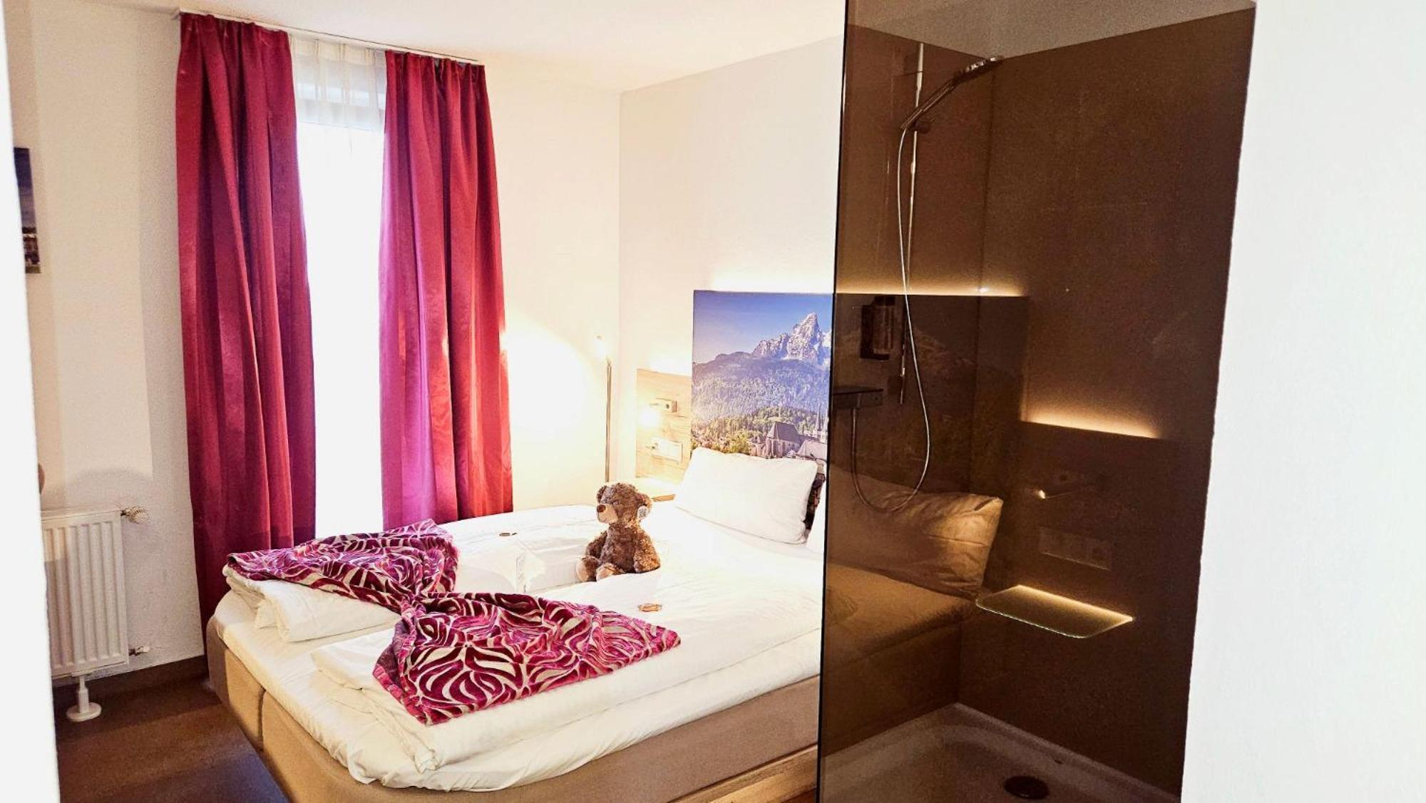 Hotel Edel Weiss 4*