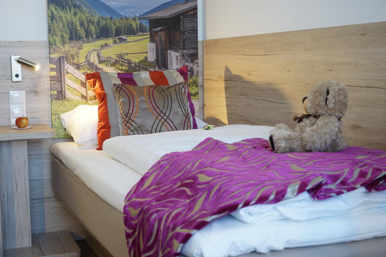 Hotel Edel Weiss BRE