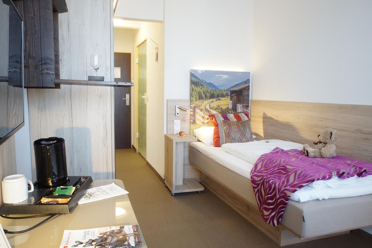Edel Weiss Hotel