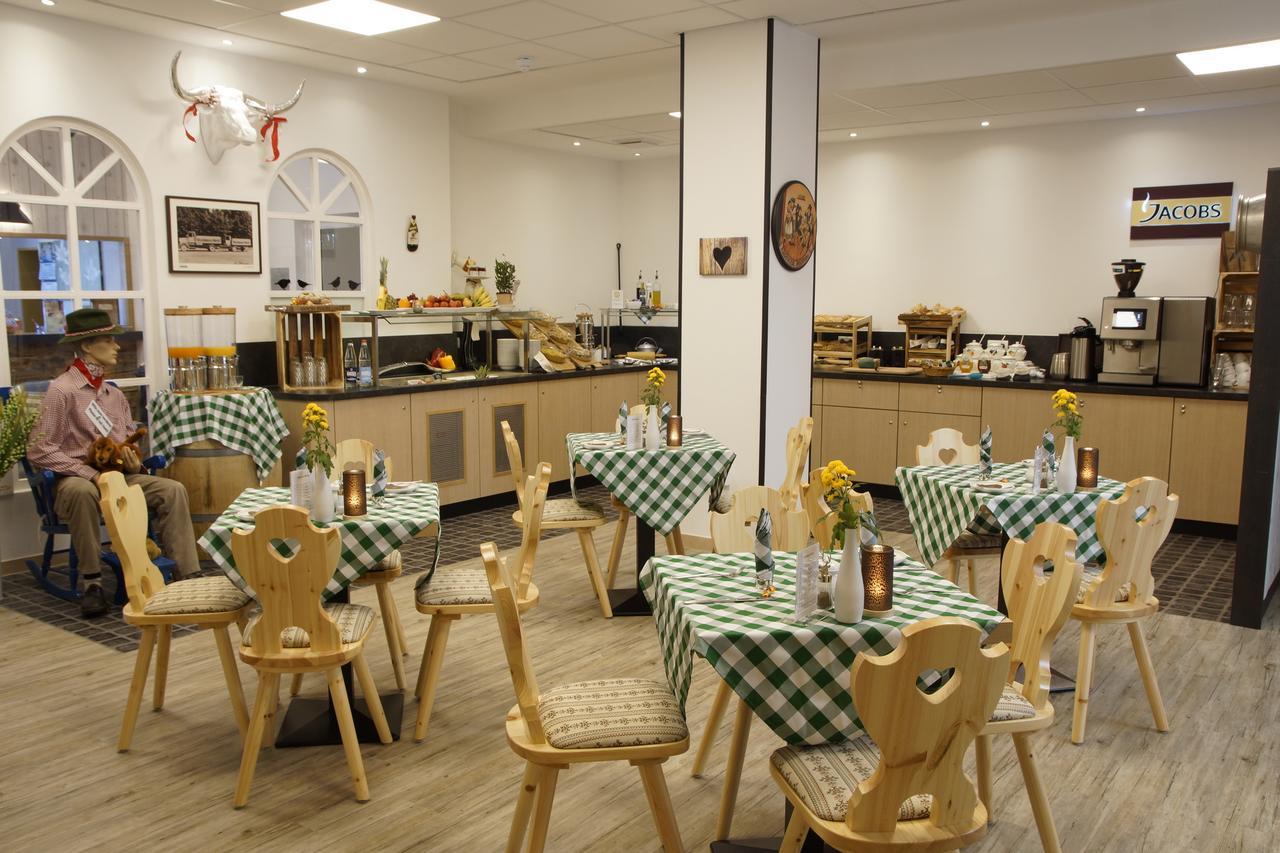 Hotel Edel Weiss BRE